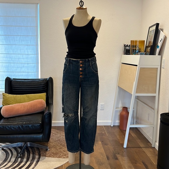 Pilcro High Rise Destroyed Jean 25 - Picture 1 of 5